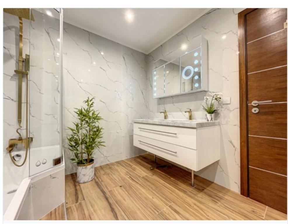 Appartement Palais Des Festivals Cannes Luaran gambar